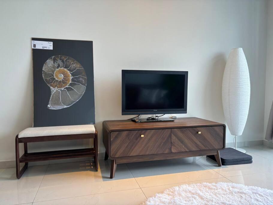 Comfort Living At Country Garden Park 1-4pax Johor Bahru